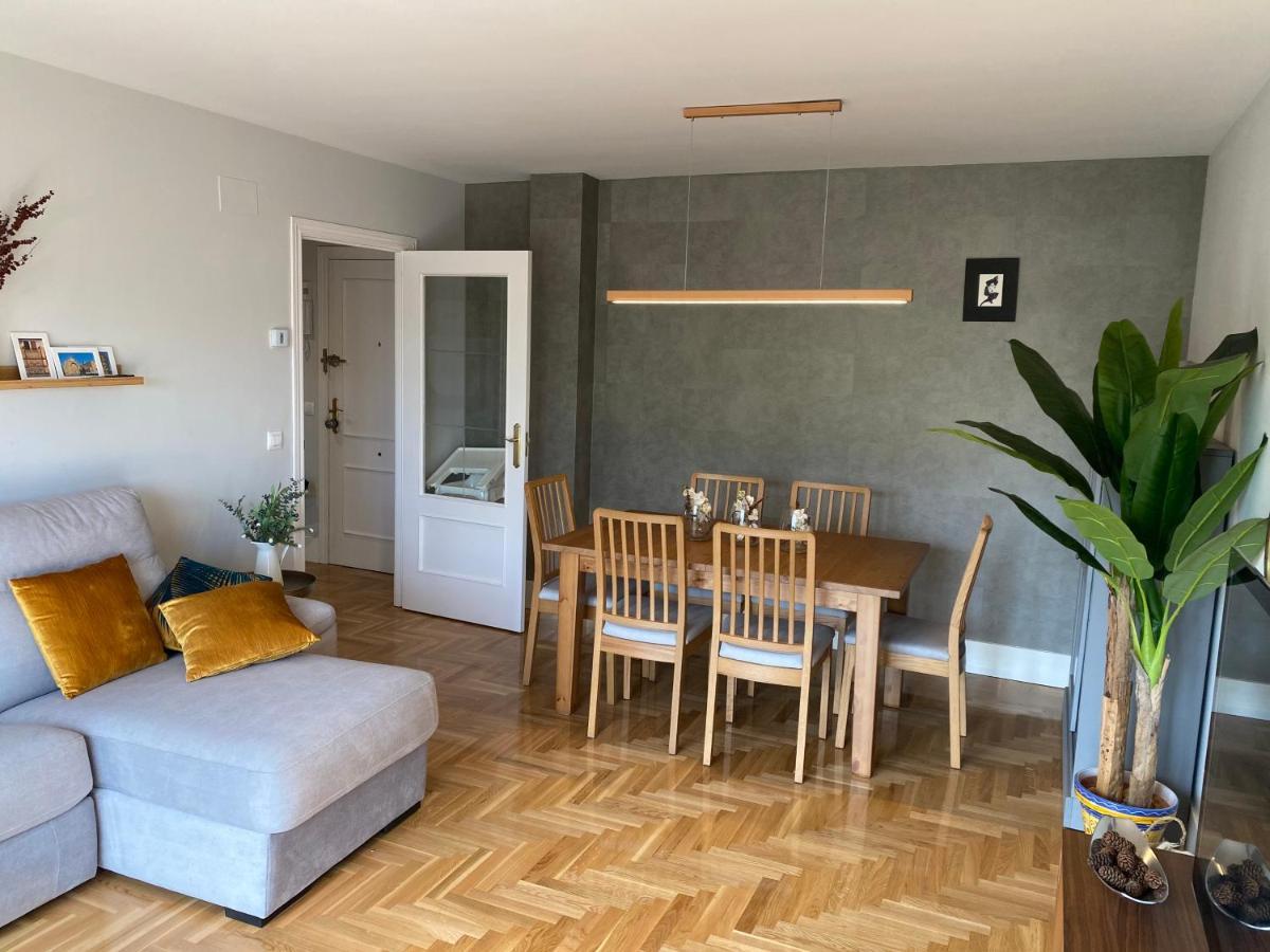 Apartamento Ideal A La Entrada De Salamanca !!! Santa Marta de Tormes Exteriör bild