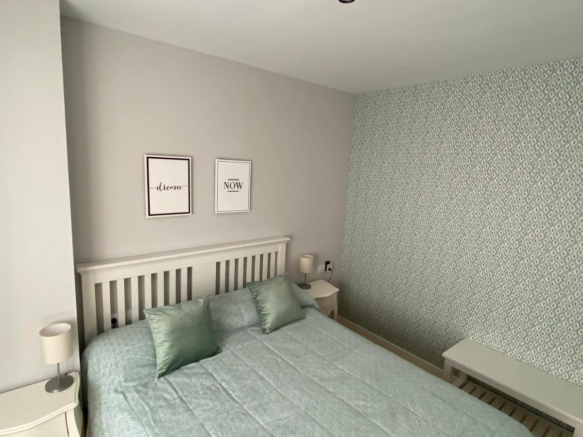 Apartamento Ideal A La Entrada De Salamanca !!! Santa Marta de Tormes Exteriör bild